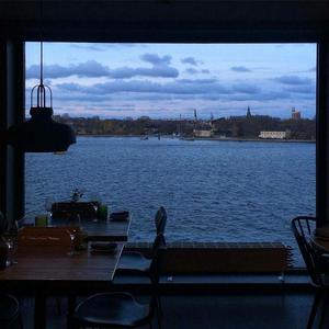 亚洲色偷偷精品
