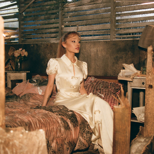 亚洲色偷偷精品
